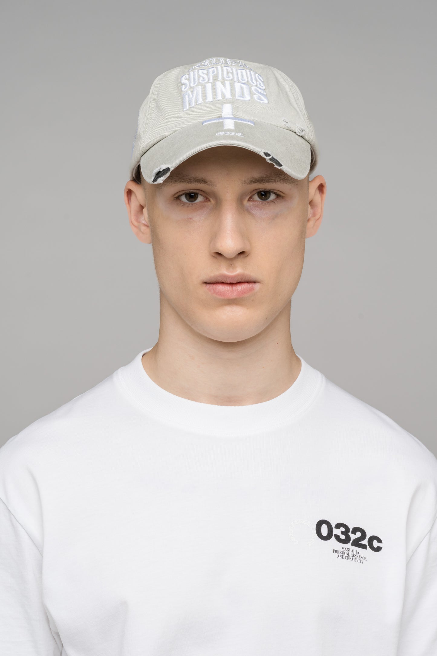 "SUSPICIOUS MINDS" CAP - 032c