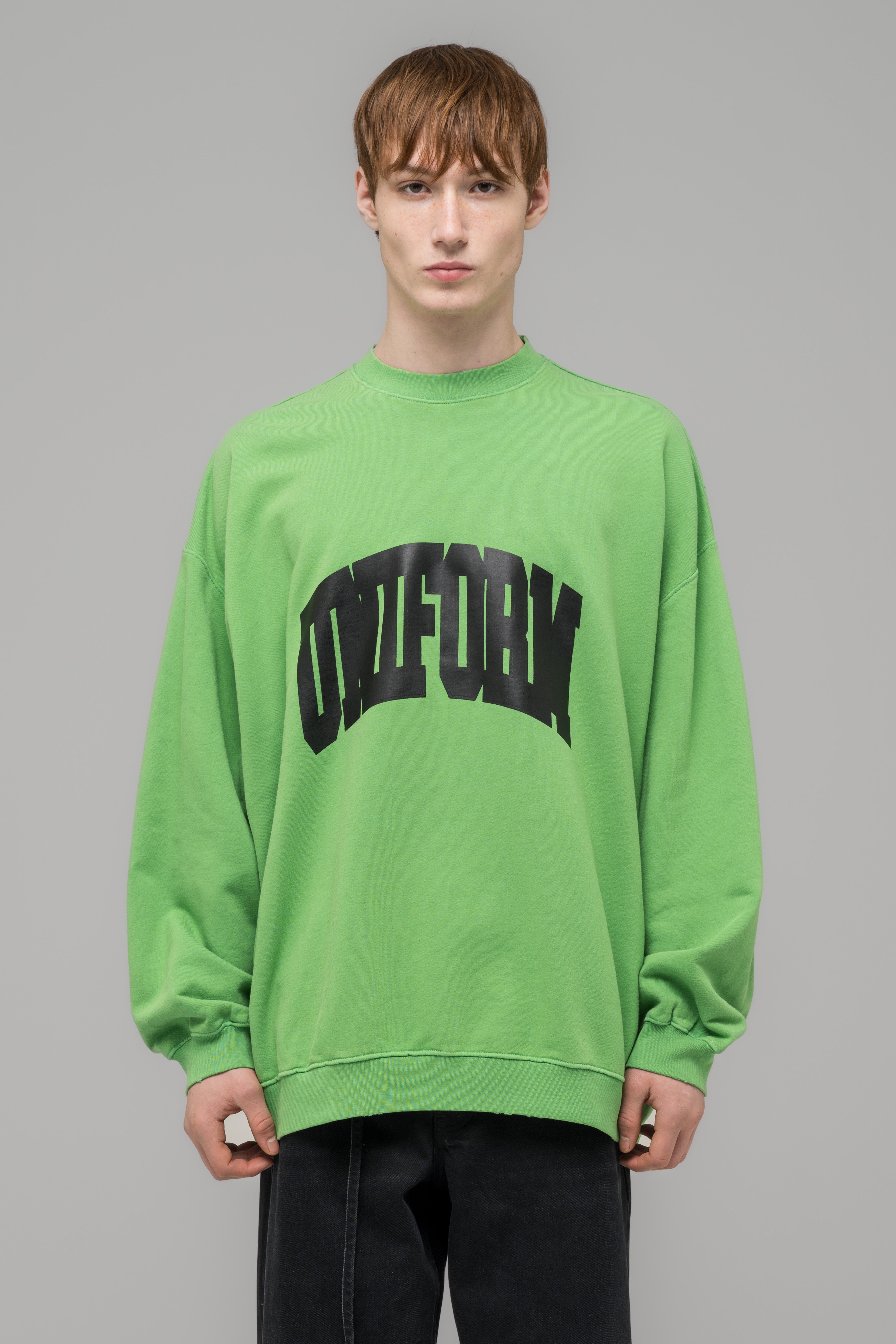 "LUCKY STRIKE" OVERSIZED CREWNECK - 032c