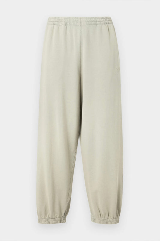 "HARDCORE WELLNESS" OVERSIZED SWEATPANTS