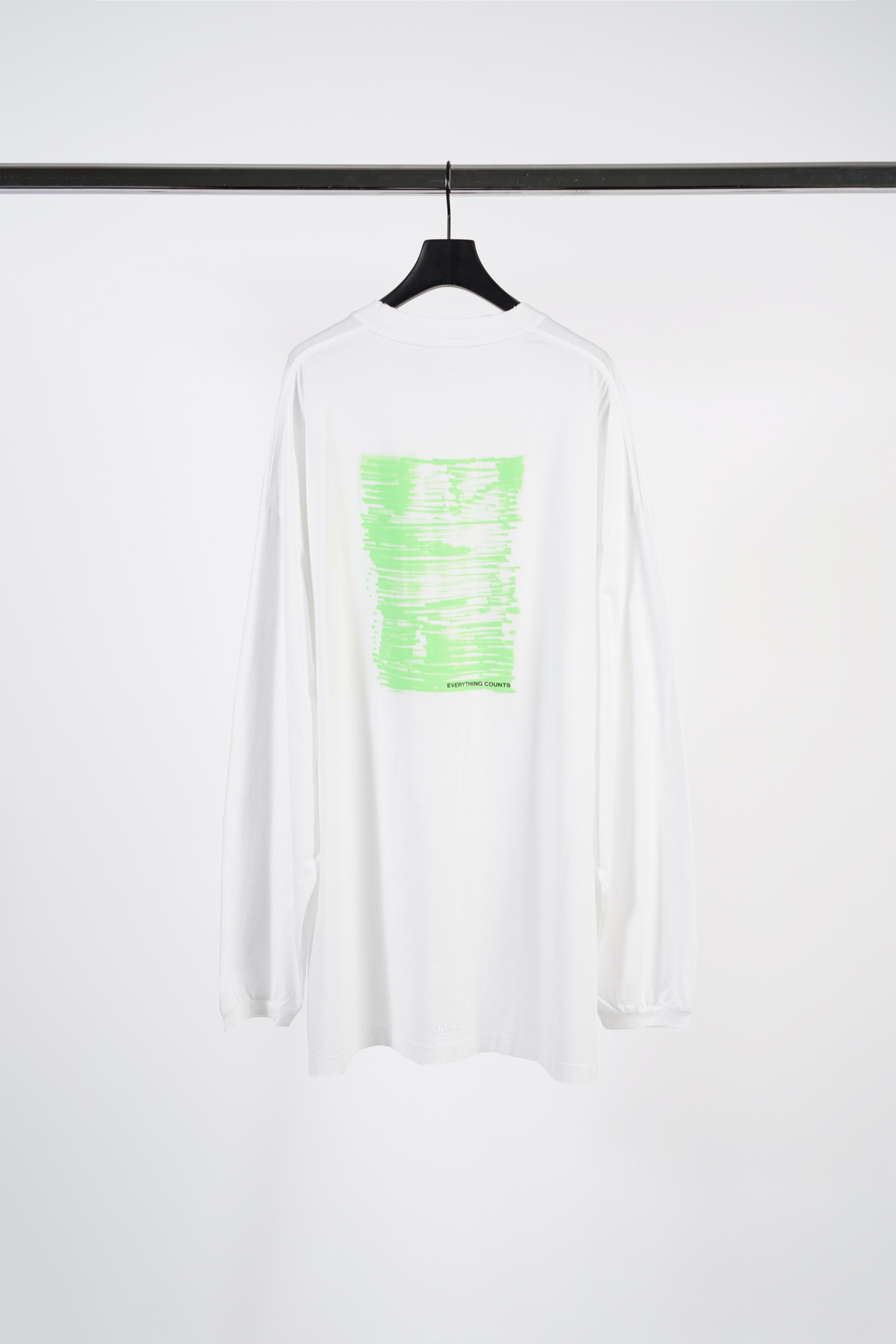 "EVERYTHING COUNTS" OVERSIZED LONGSLEEVE