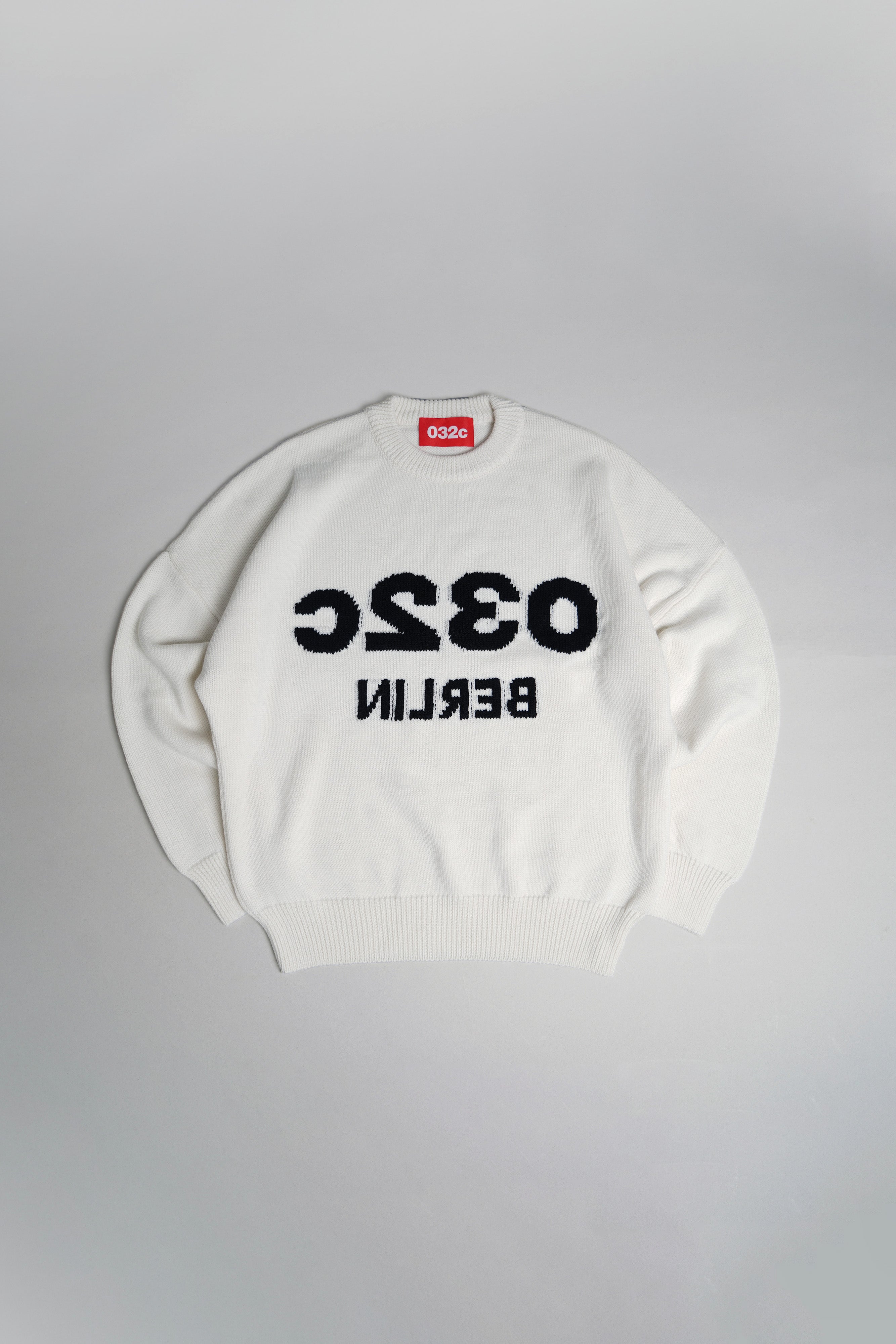 "SELFIE" SWEATER WHITE/BLACK