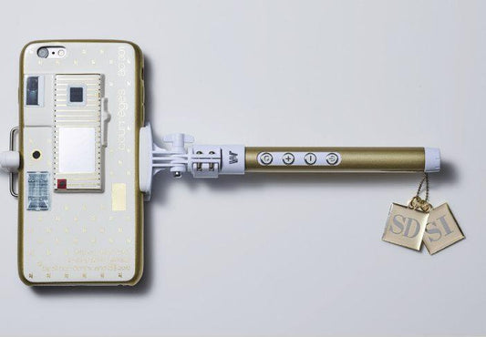 Why SIMON DENNY Bootlegged the World’s Oldest Selfie-Stick