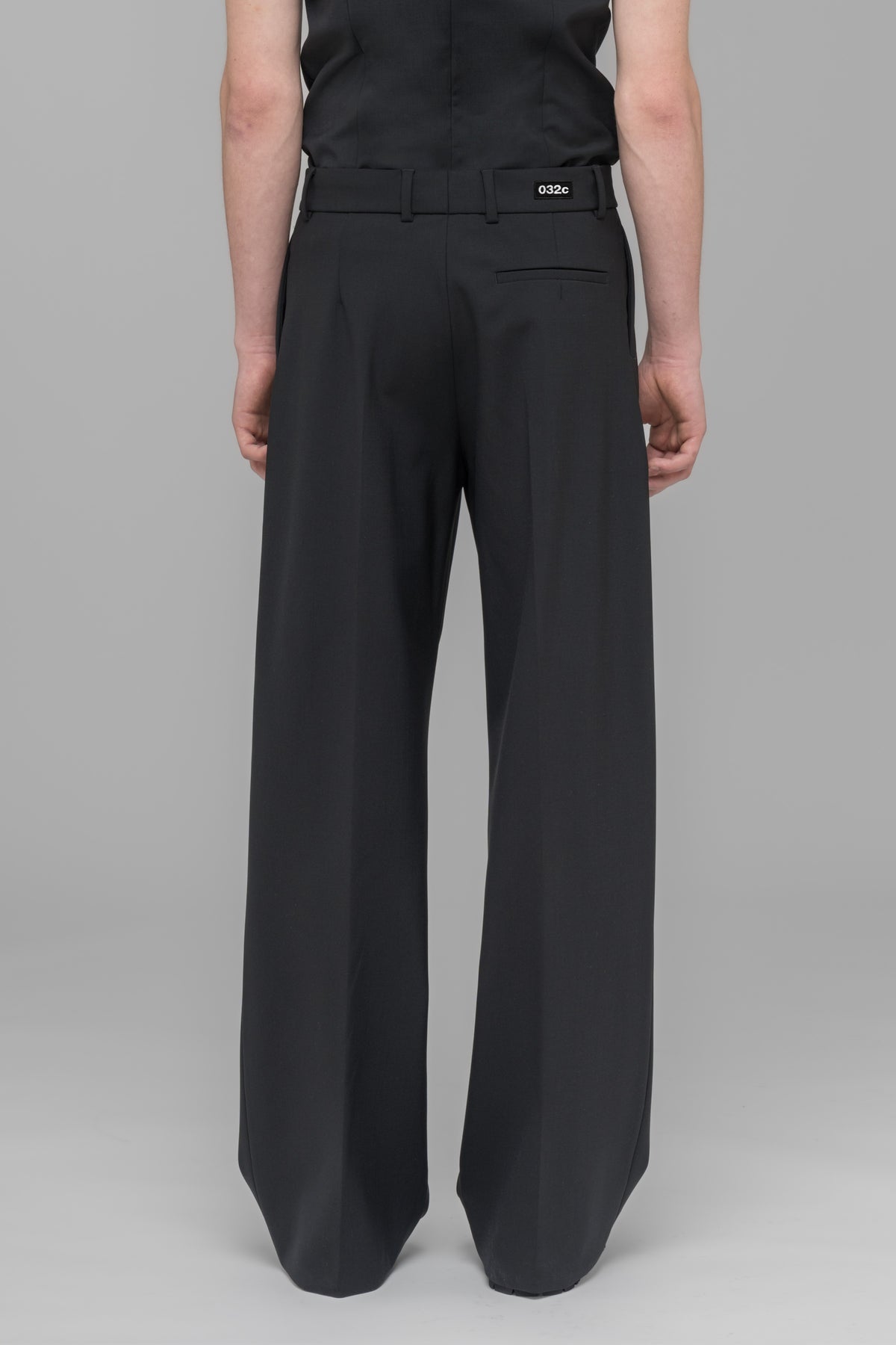 "032c OFFICE ATTIRE" WIDE LEG SUIT PANTS