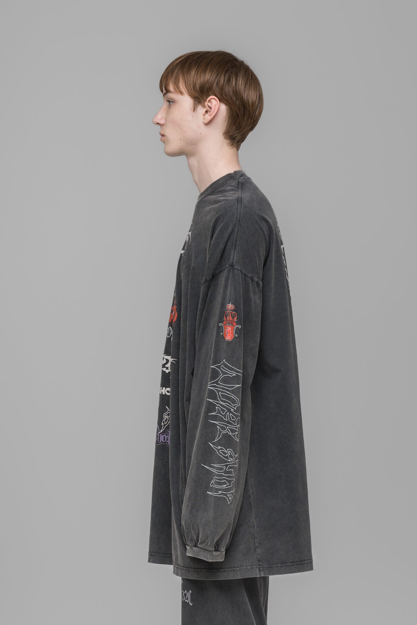 OVERSIZED LONGSLEEVE