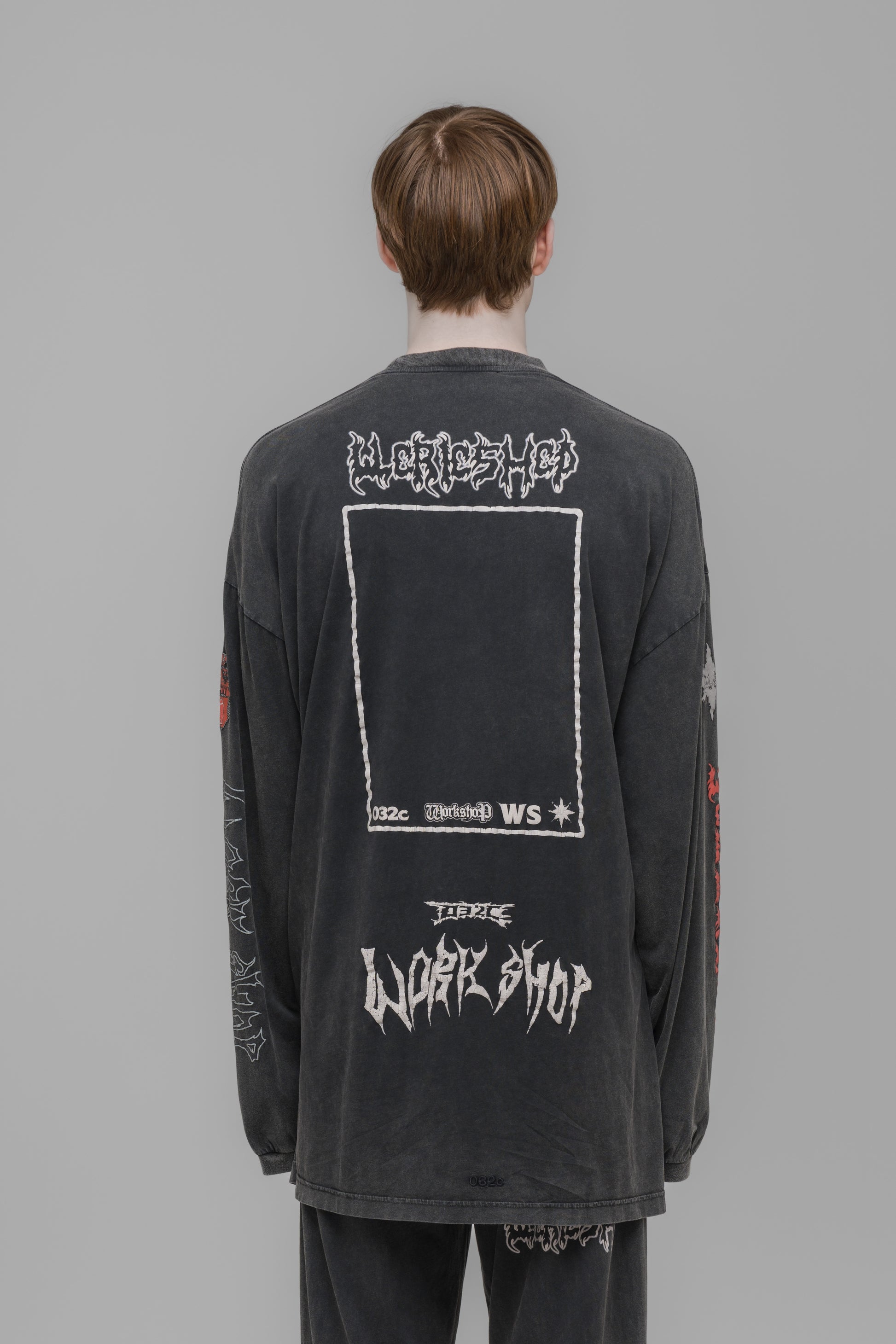 OVERSIZED LONGSLEEVE