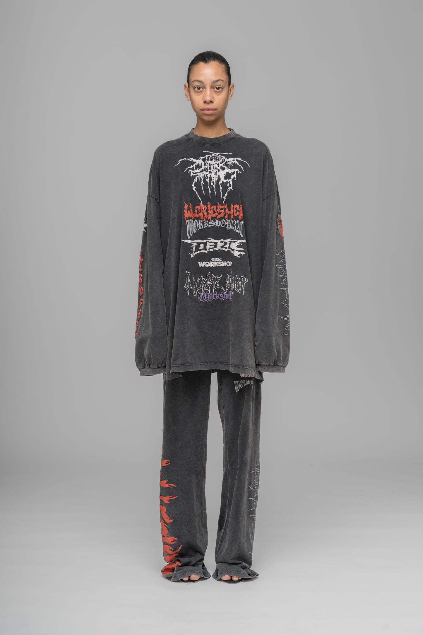 OVERSIZED LONGSLEEVE