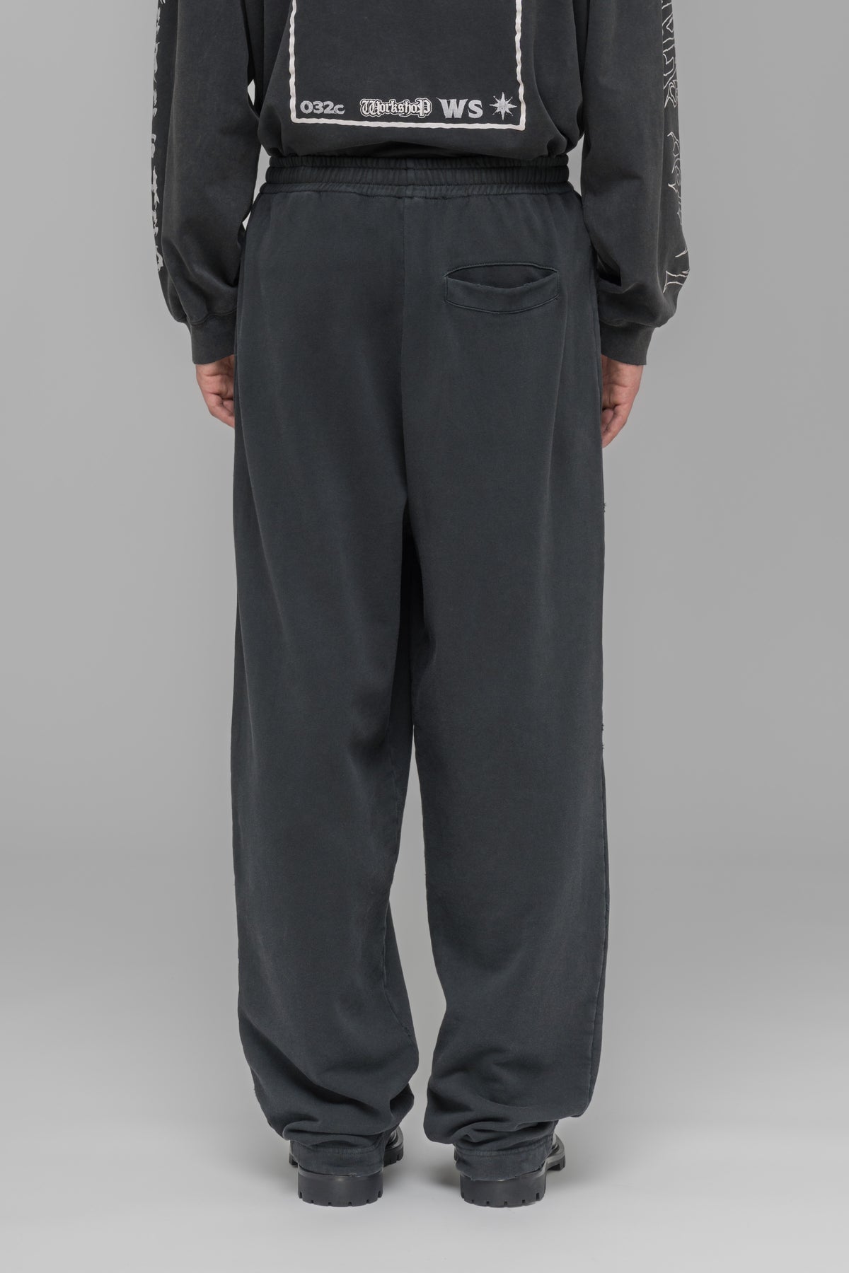 "OUTLAW" OVERSIZED SWEATPANTS