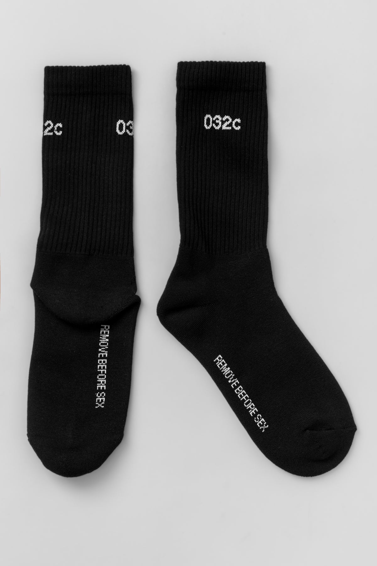 REMOVE BEFORE SEX Socks Black/White