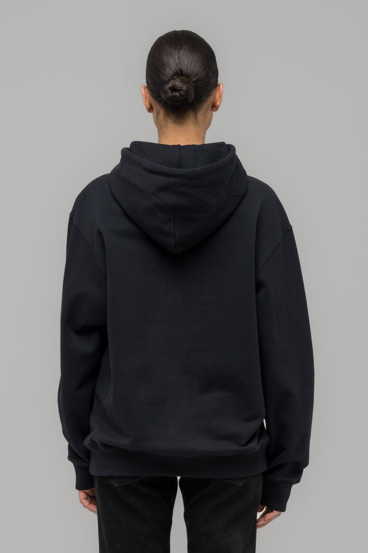 CLASSIC HOODIE