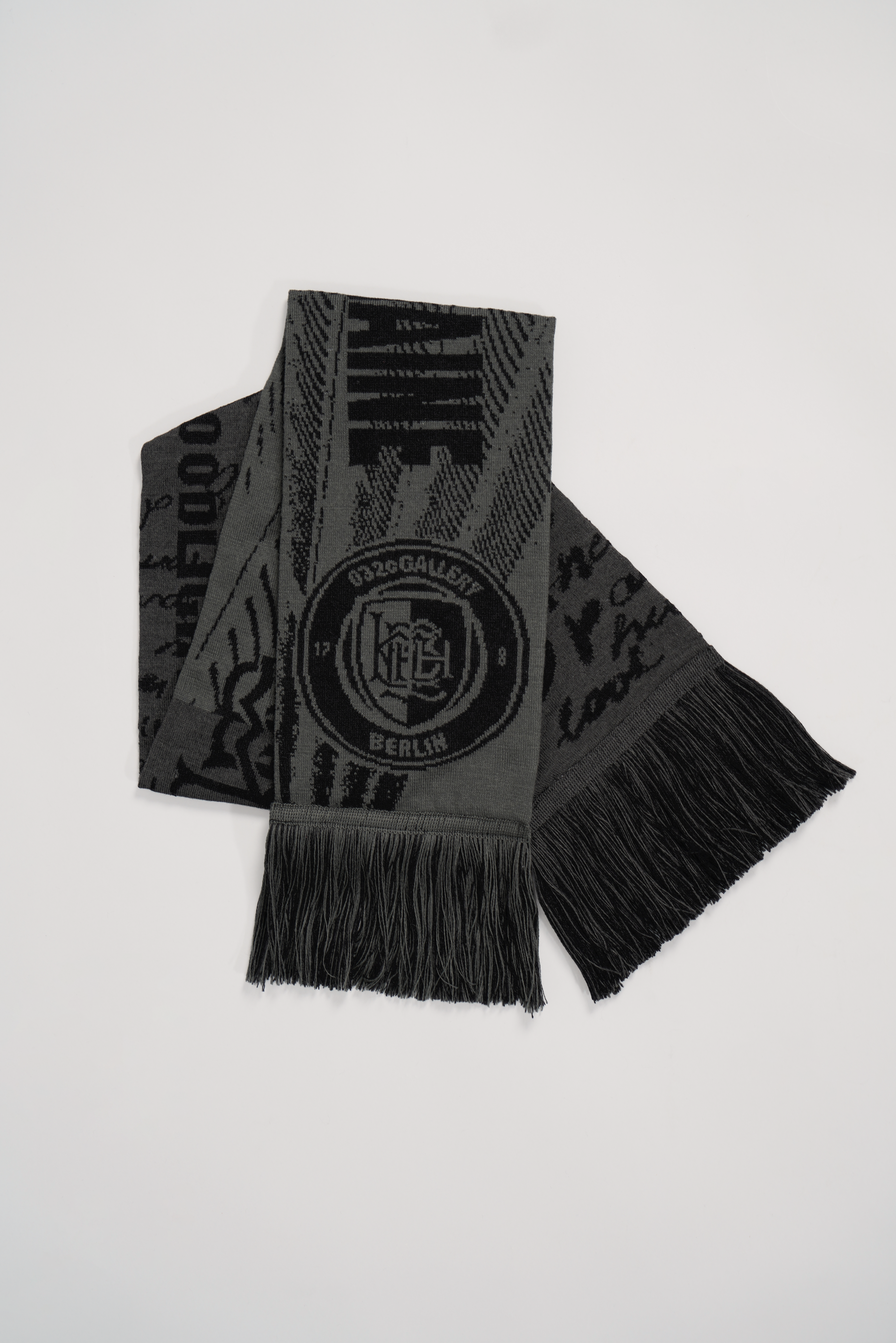 "BLACKHAINE" SPONSOR SCARF - 032c