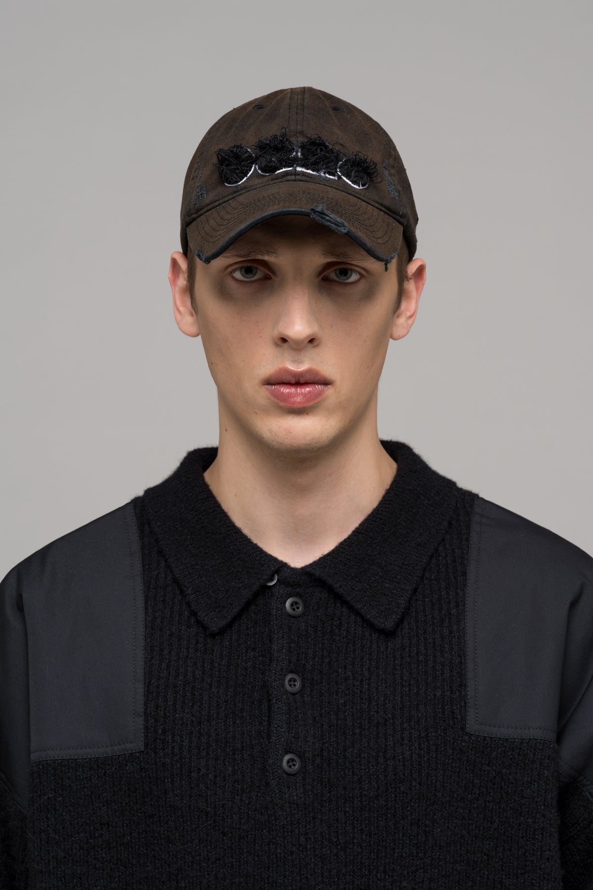 DISTRESSED LOGO CAP