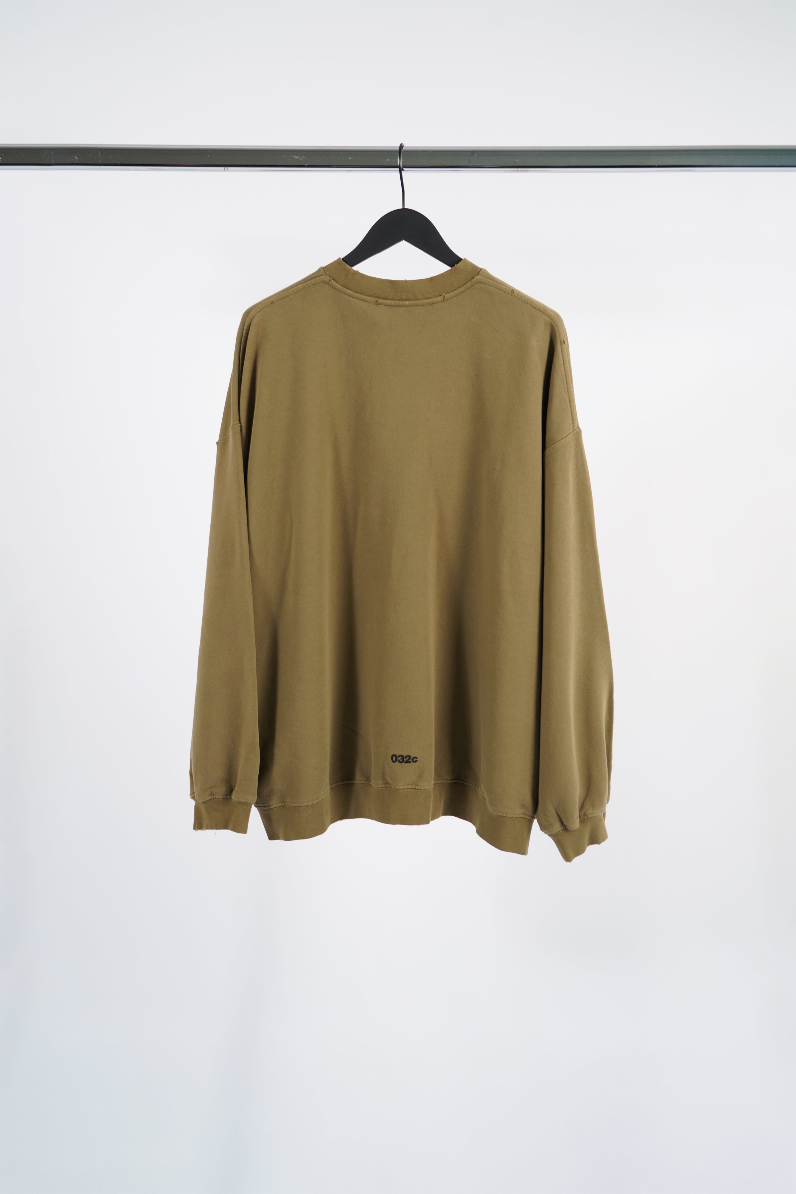 "NO FUN" OVERSIZED CREWNECK