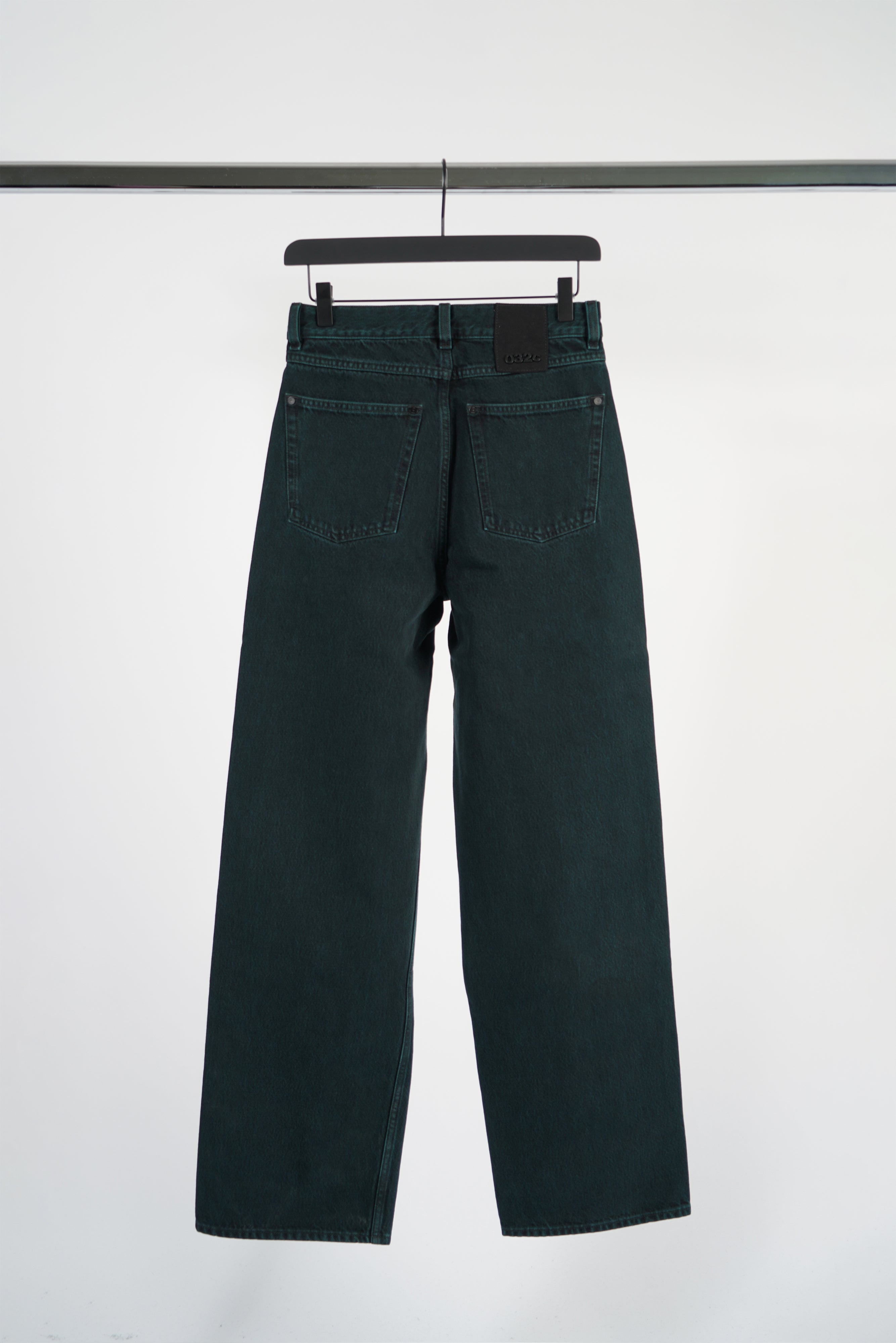 "GOYA" LOOSE CUT JEAN