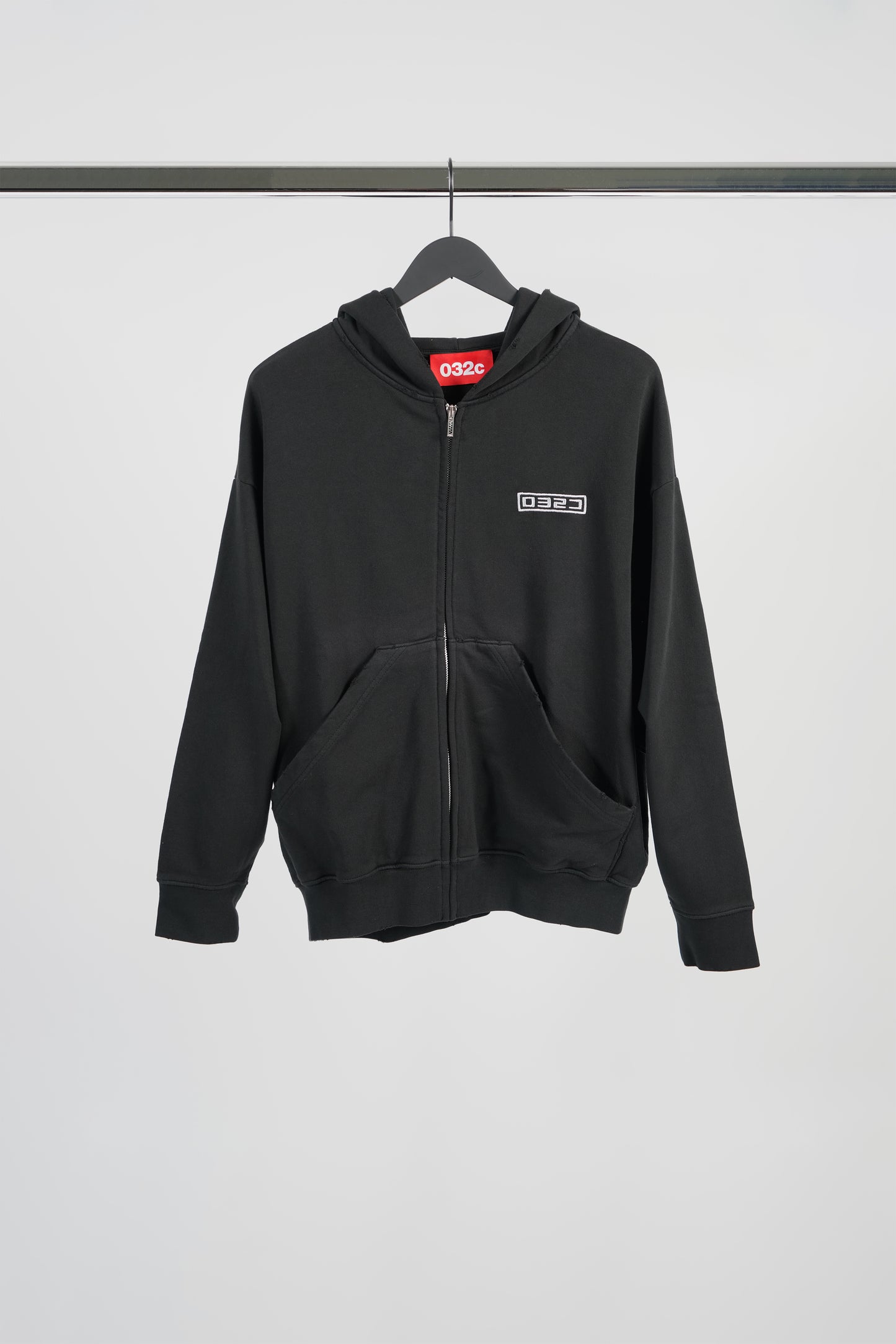 ZIP-UP WITH EMBROIDERY