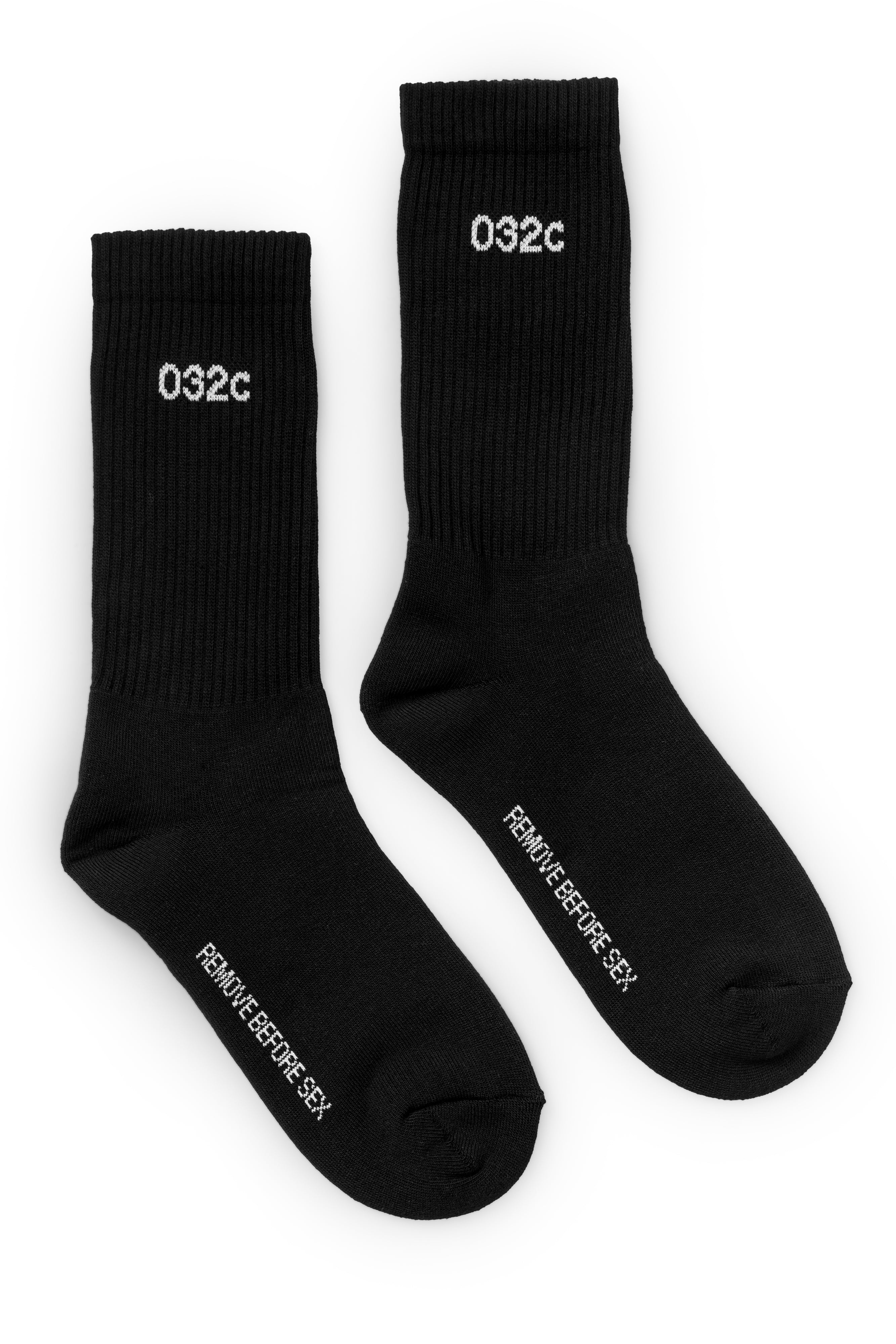 "REMOVE BEFORE SEX" SOCKS BLACK/WHITE - 032c