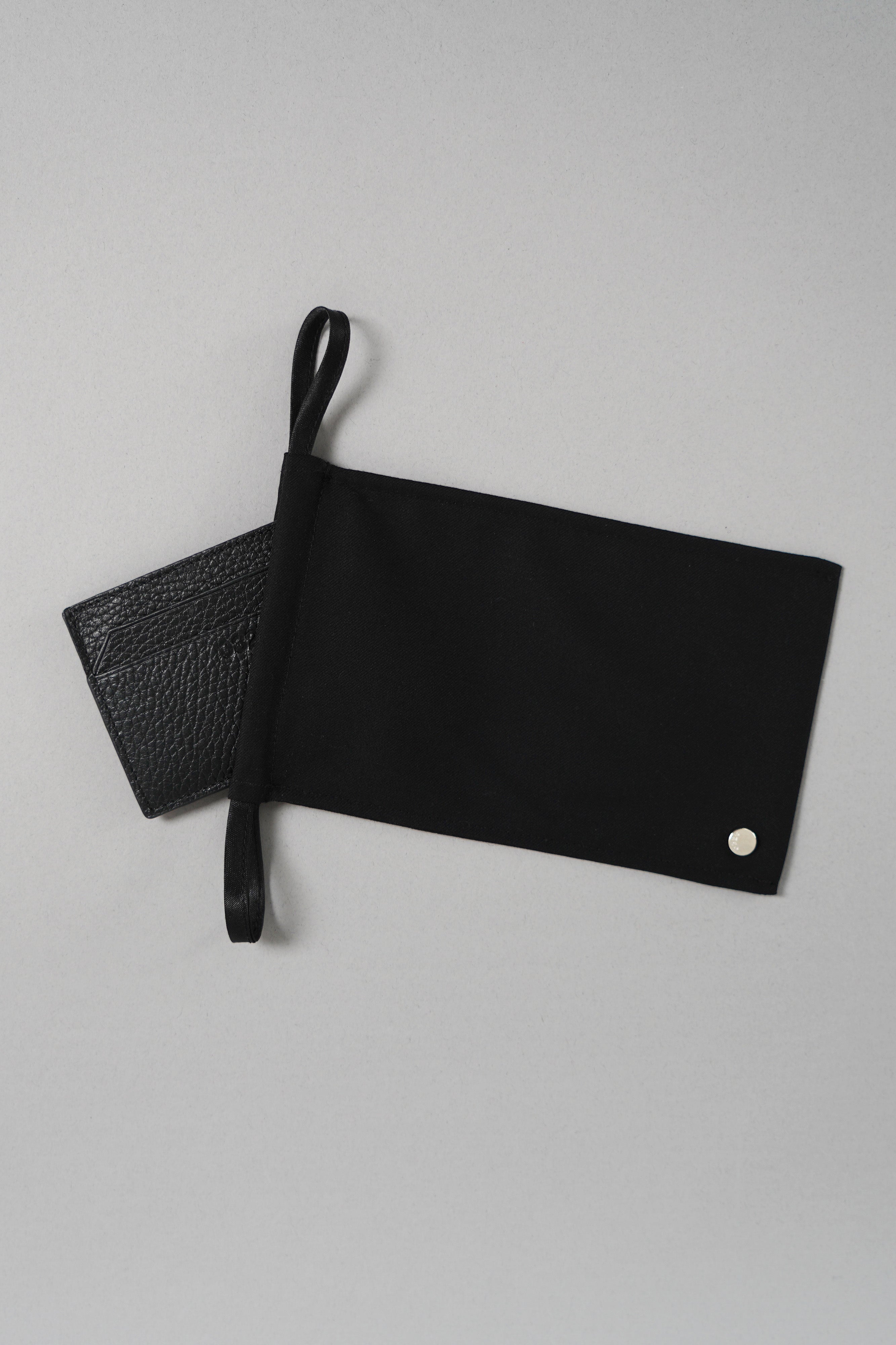 CARD HOLDER